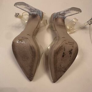 Gianni Bini Cleer Heels